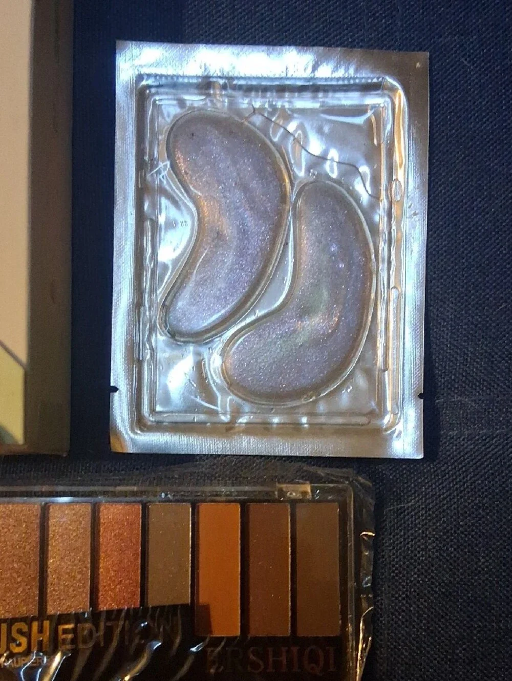 Simple Warm Neutral Eyeshadow Palette with Brush And Tools!